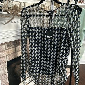 Women’s DKNY MESH TOP. SZ Medium. NWT